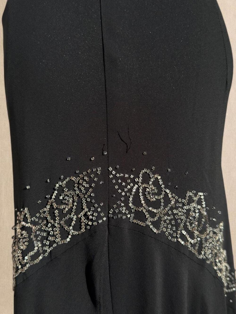 Black maxi dress with beaded floral and ruffled hem - Picture 5 of 8